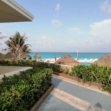 Confortable Depa En Condominio Frente Al Mar! Cancún Exterior foto